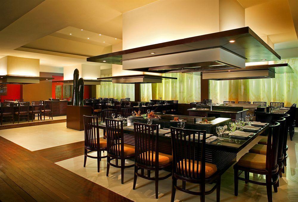 Breathless Punta Cana Resort & Spa (Adults Only) Kültér fotó The interior of a restaurant