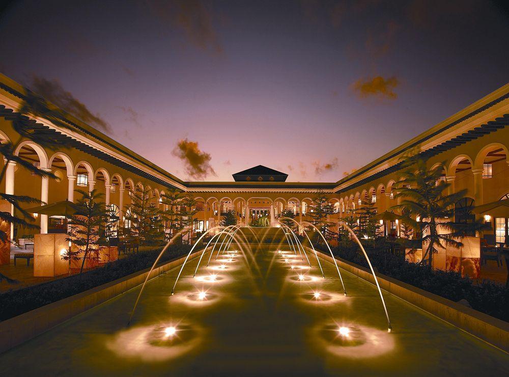 Breathless Punta Cana Resort & Spa (Adults Only) Kültér fotó The Fontainebleau Hotel