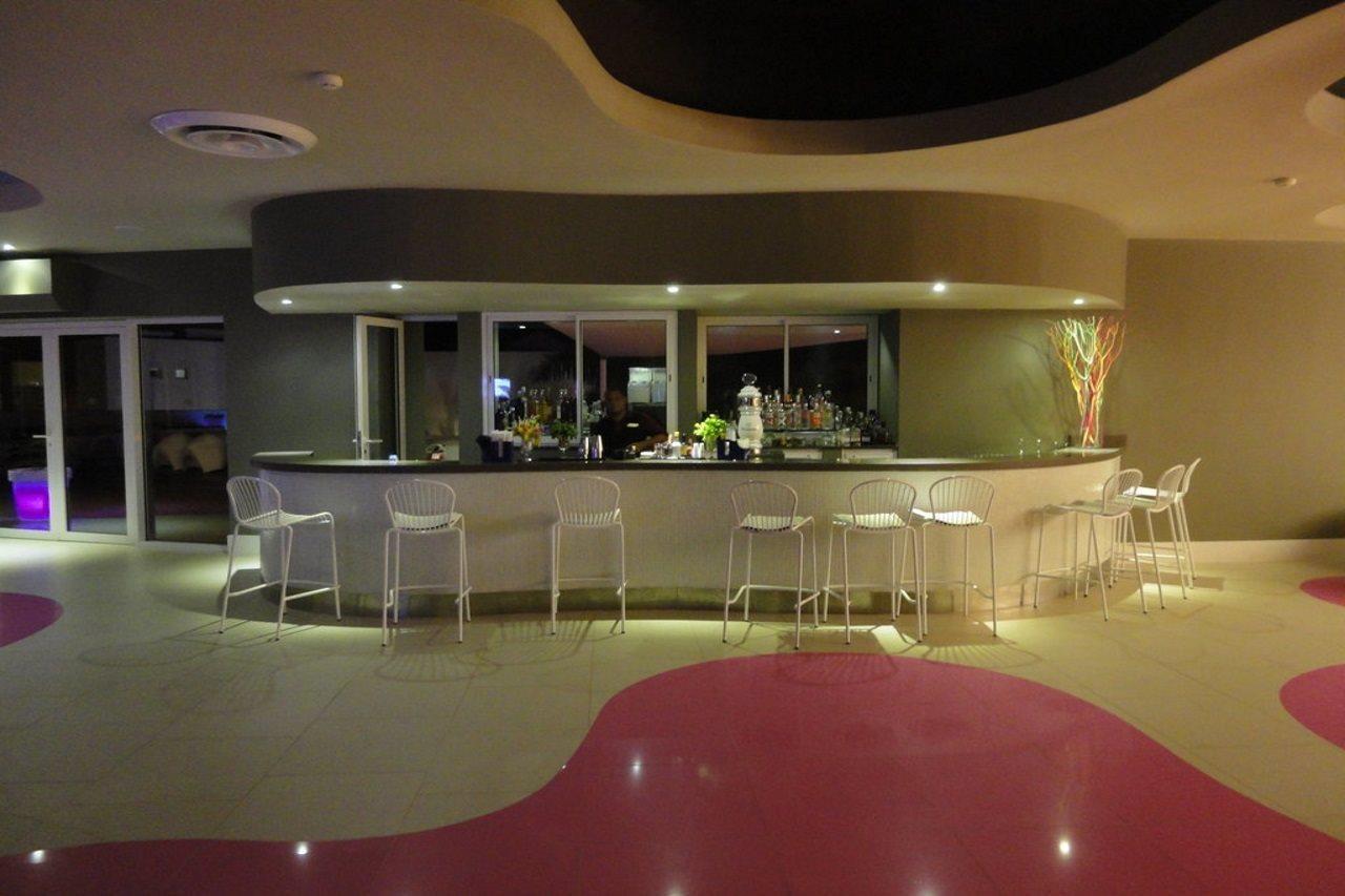 Breathless Punta Cana Resort & Spa (Adults Only) Kültér fotó The bar at the 10th floor
